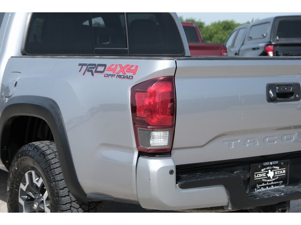 2019 Toyota Tacoma TRD Off-Road photo 25