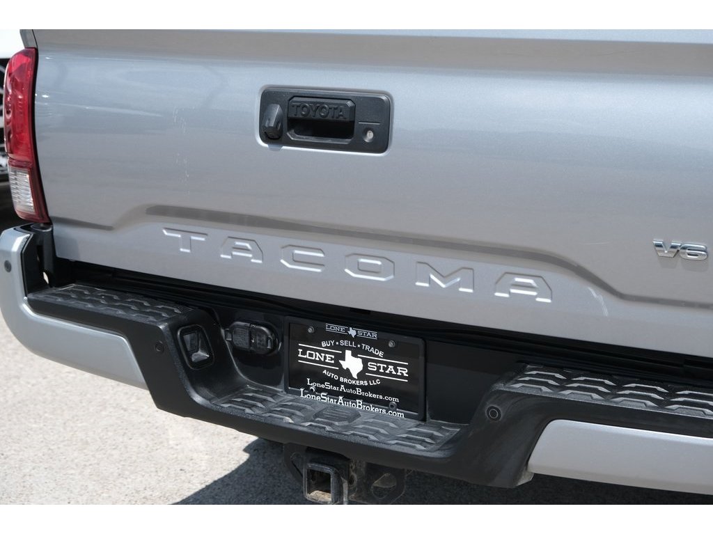 2019 Toyota Tacoma TRD Off-Road photo 33