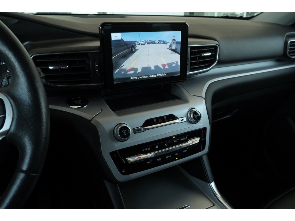 2023 Ford Explorer XLT photo 20