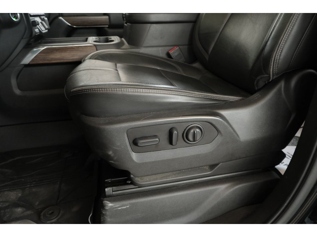 2020 Chevrolet Silverado 1500 High Country photo 16