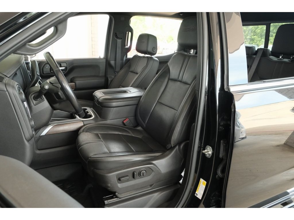 2020 Chevrolet Silverado 1500 High Country photo 17