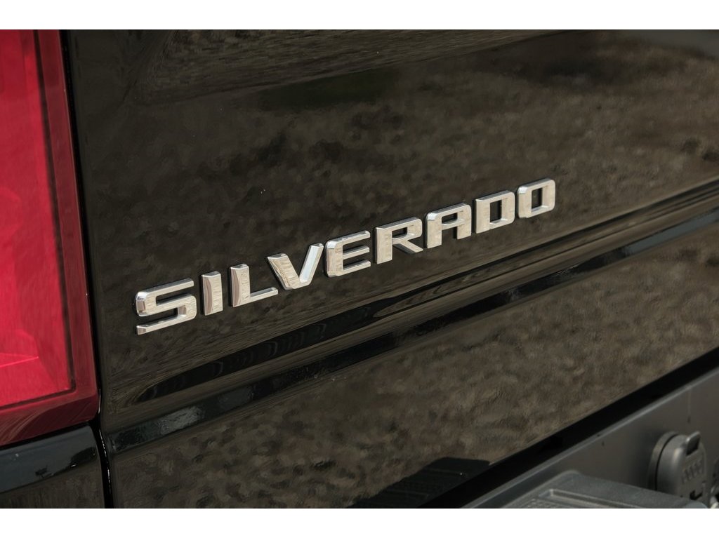 2020 Chevrolet Silverado 1500 High Country photo 32