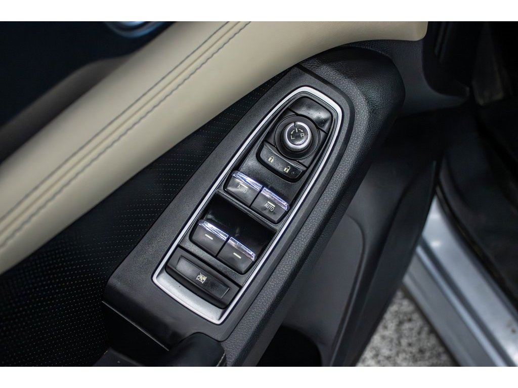 2019 Subaru Ascent Limited photo 5