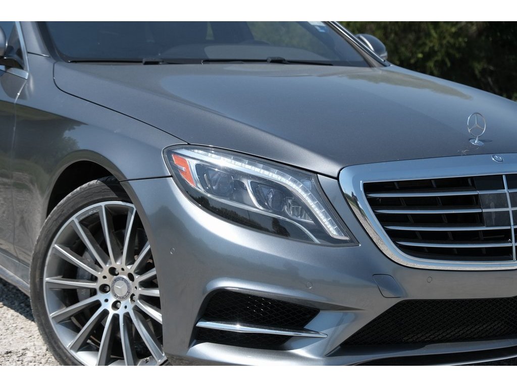 2017 Mercedes Benz S 550 photo 29