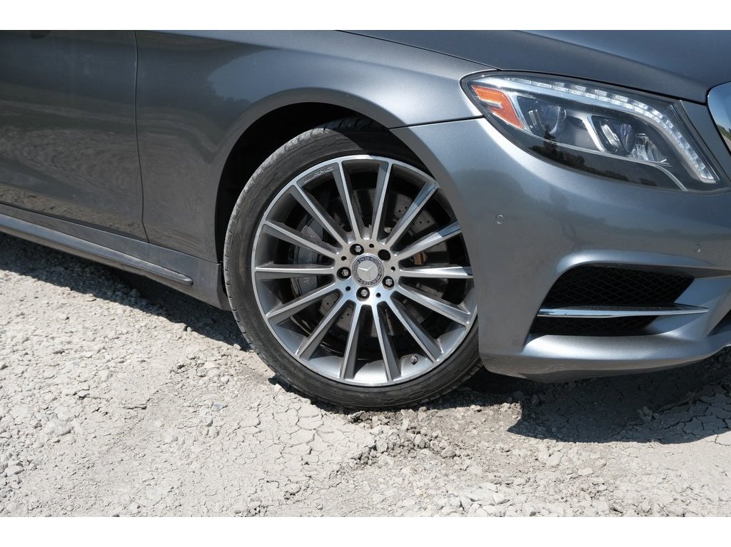 2017 Mercedes Benz S 550 photo 33