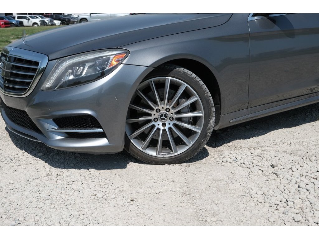2017 Mercedes Benz S 550 photo 34