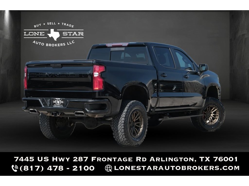 2021 Chevrolet Silverado 1500 RST photo 2