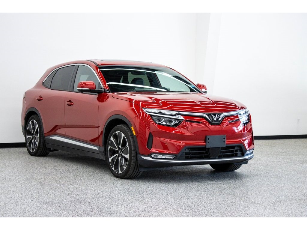 2023 Vinfast VF 8 8 photo 4