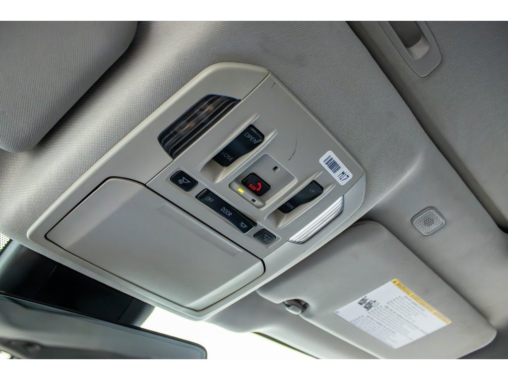 2024 Toyota Highlander LE photo 36