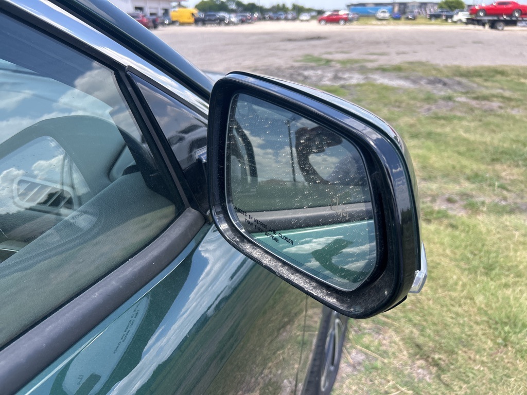 2024 Vinfast VF 8 8 photo 4