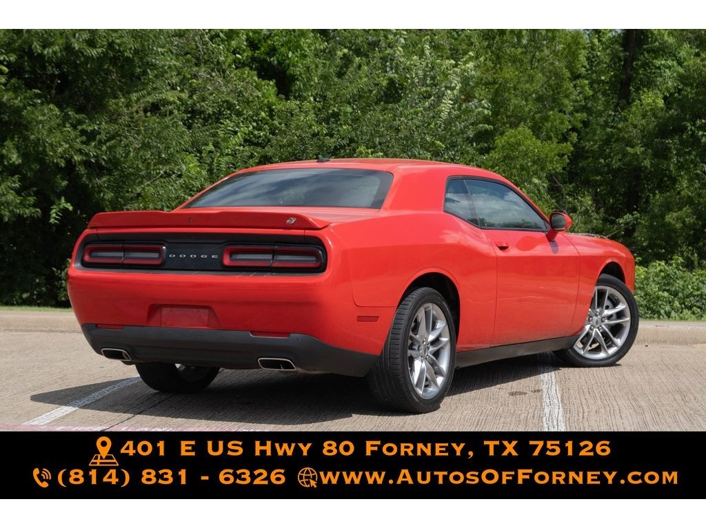 2022 Dodge Challenger GT photo 2