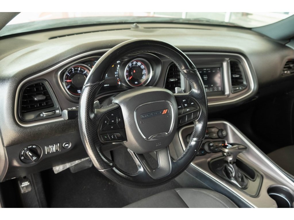 2022 Dodge Challenger GT photo 5