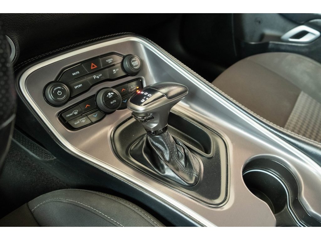 2022 Dodge Challenger GT photo 14