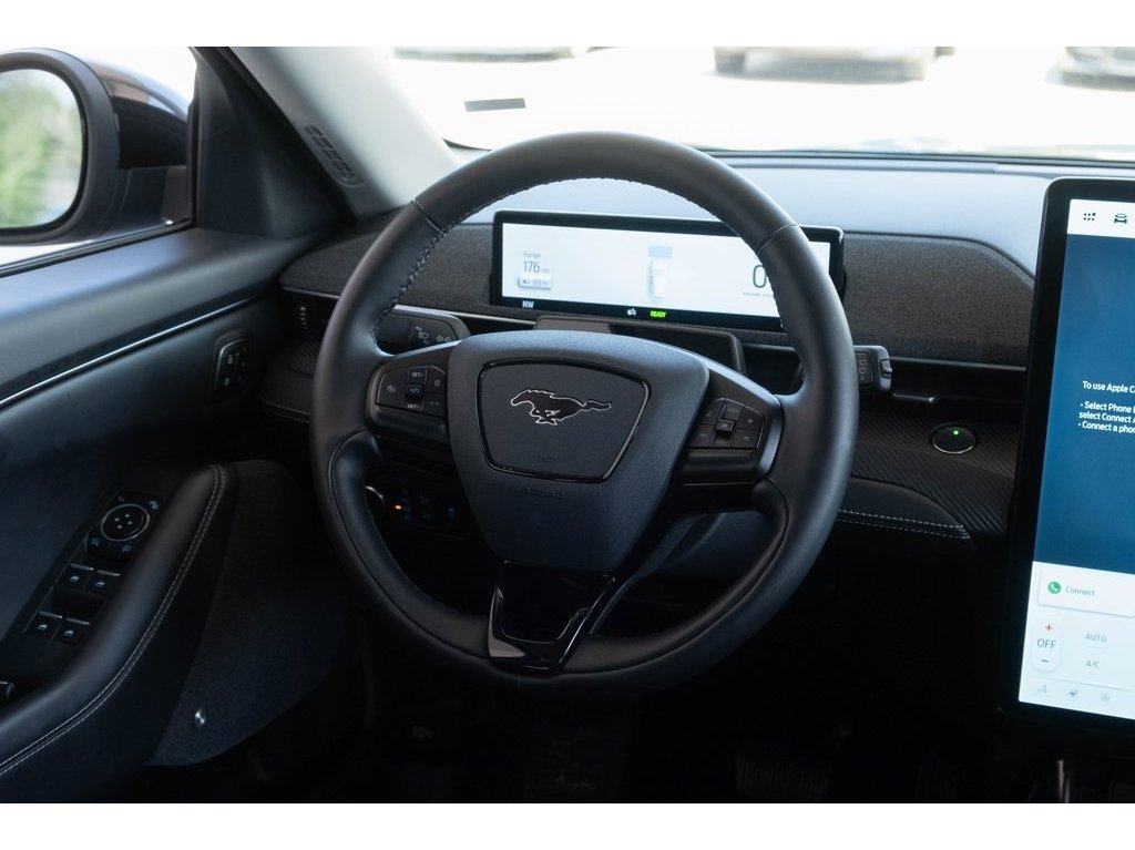 2023 Ford Mustang Mach-E Premium photo 6
