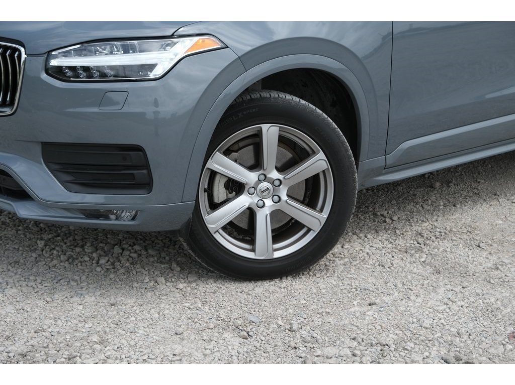 2022 Volvo XC90 T5 Momentum photo 34