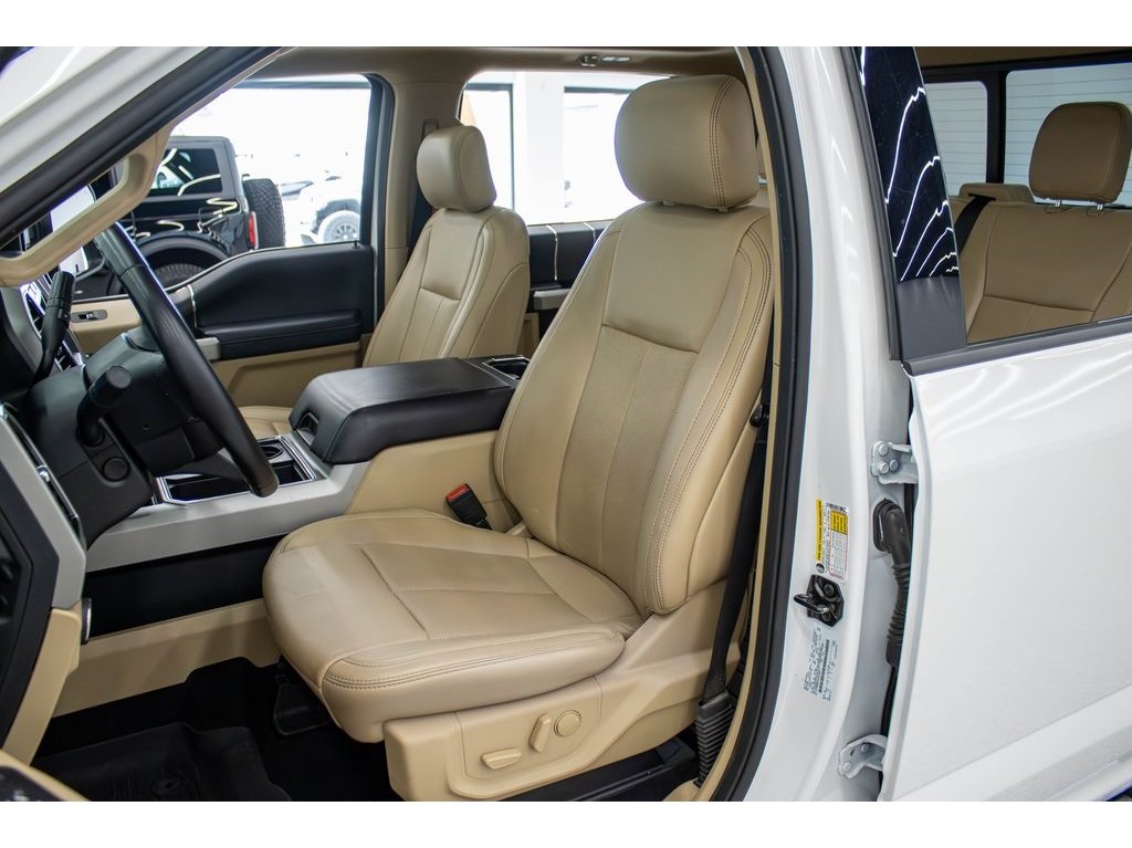 2020 Ford F-250 Lariat photo 15