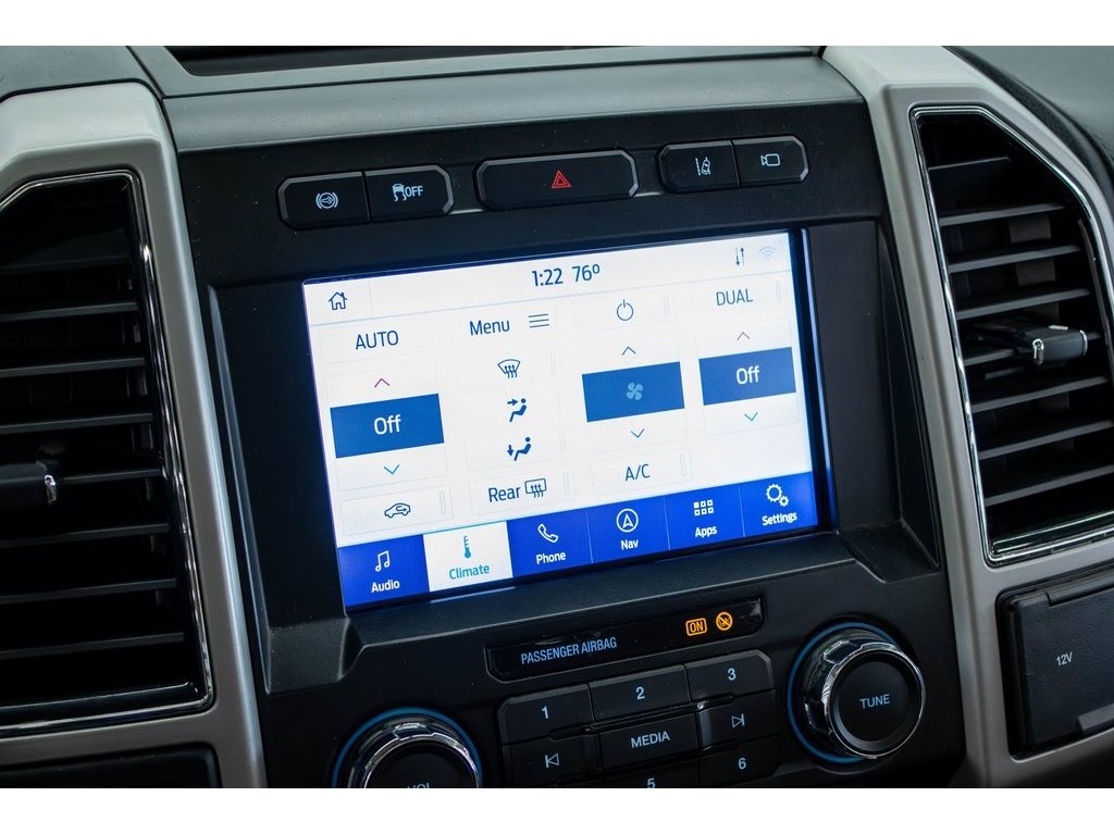 2020 Ford F-250 Lariat photo 31