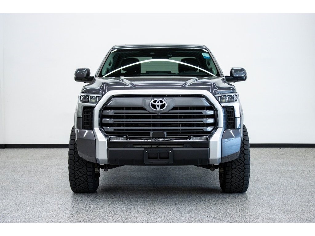 2023 Toyota Tundra Limited photo 4
