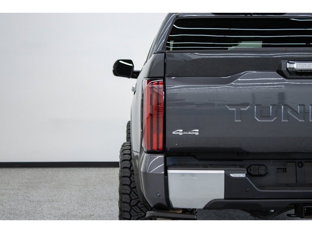 2023 Toyota Tundra Limited photo 13