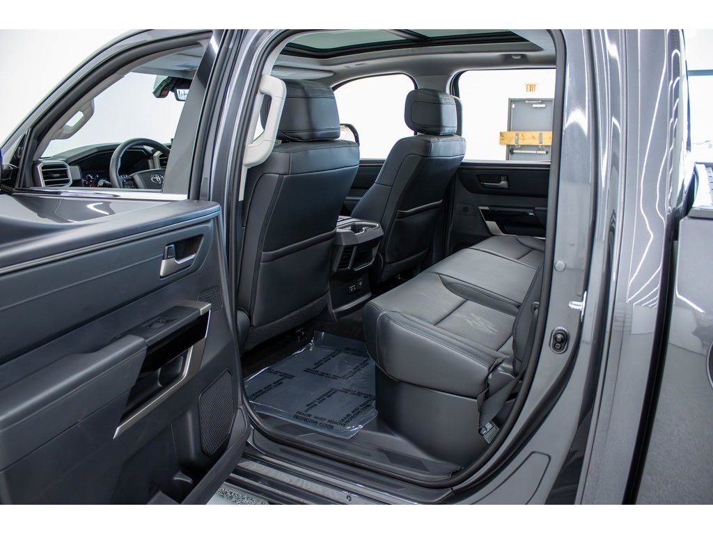2023 Toyota Tundra Limited photo 17