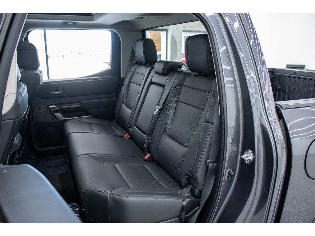 2023 Toyota Tundra Limited photo 18