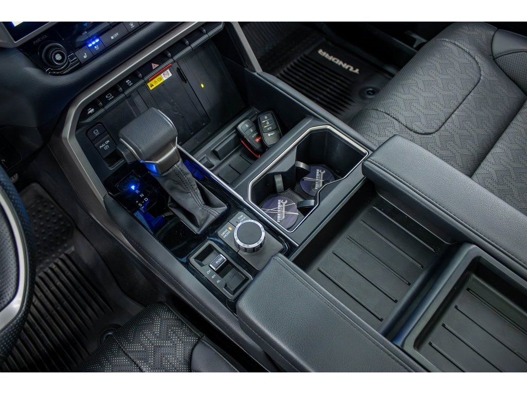 2023 Toyota Tundra Limited photo 25