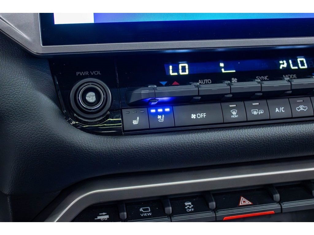 2023 Toyota Tundra Limited photo 29