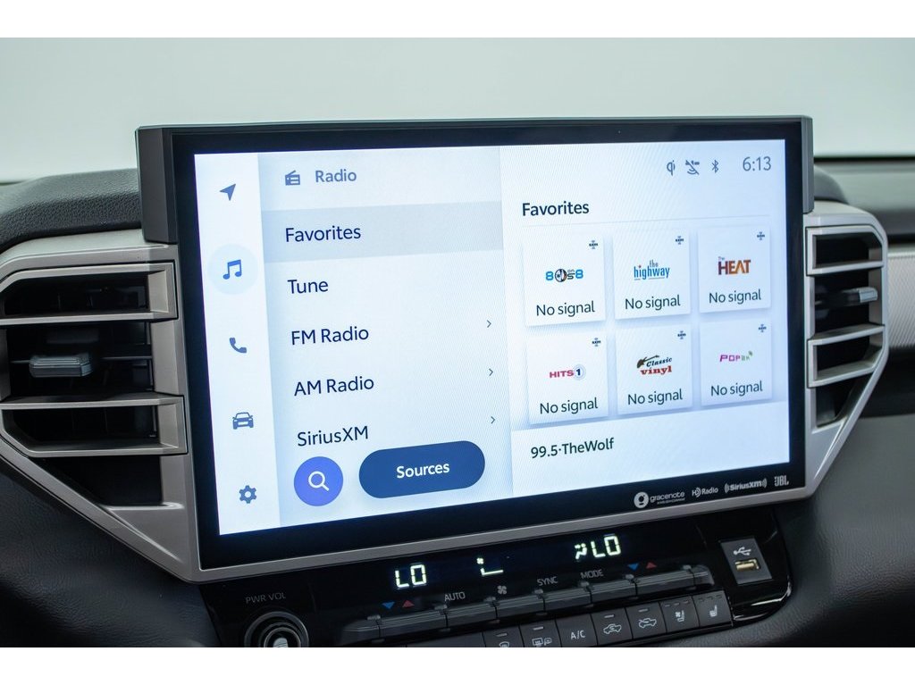 2023 Toyota Tundra Limited photo 32