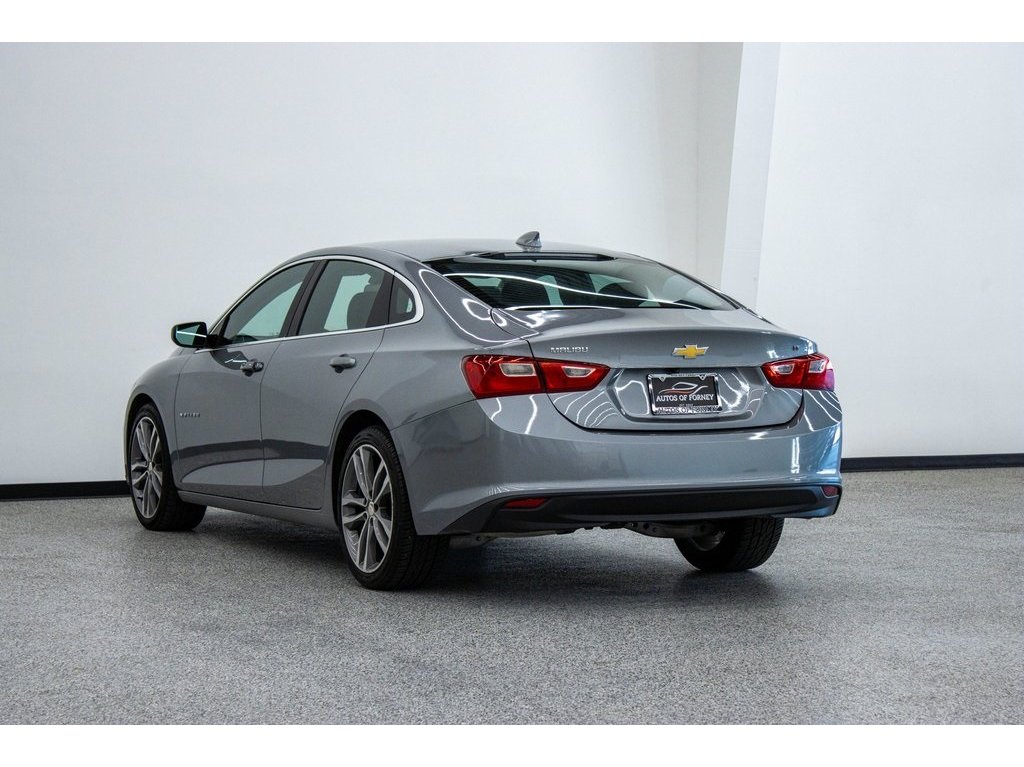2023 Chevrolet Malibu 1LT photo 2