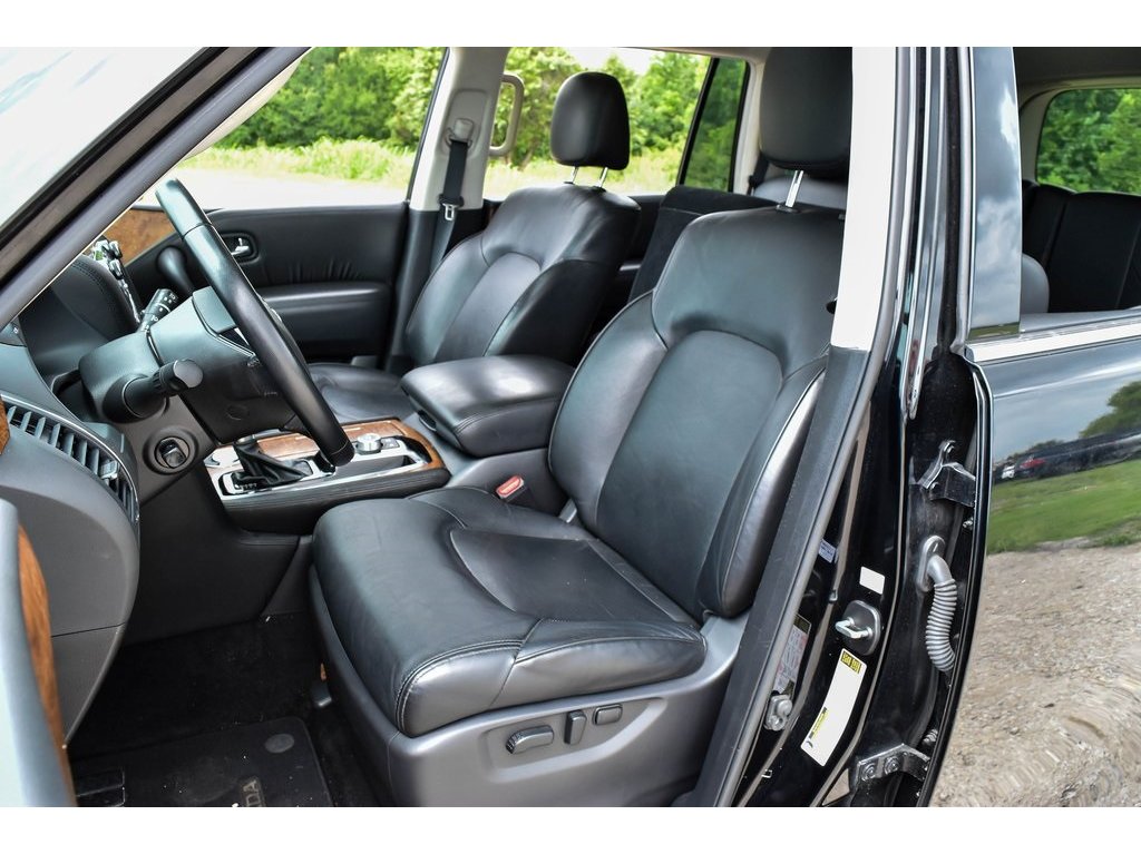 2022 Nissan Armada SL photo 13