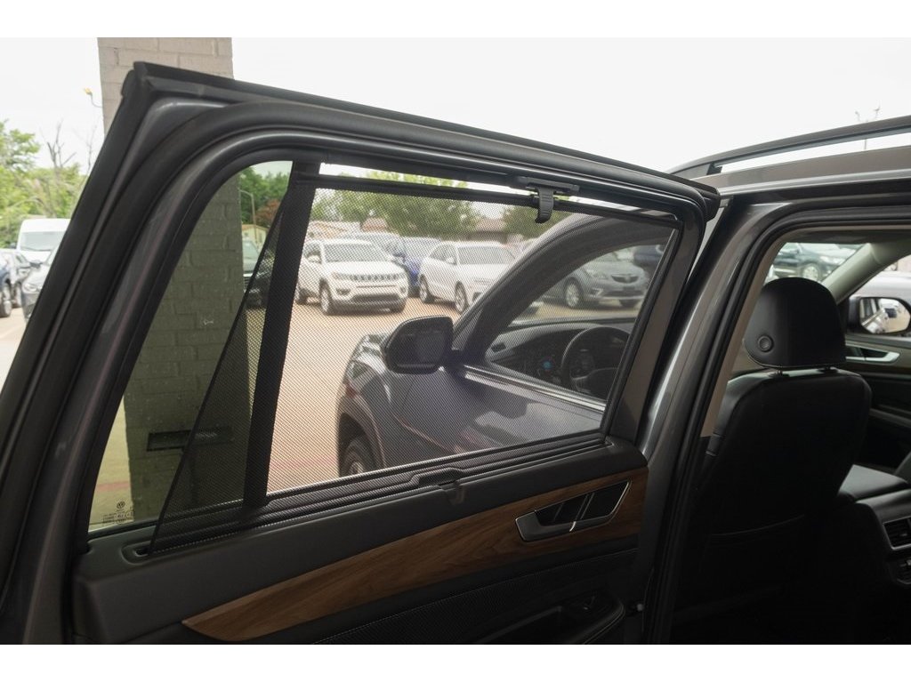 2024 Volkswagen Atlas SE Technology photo 12