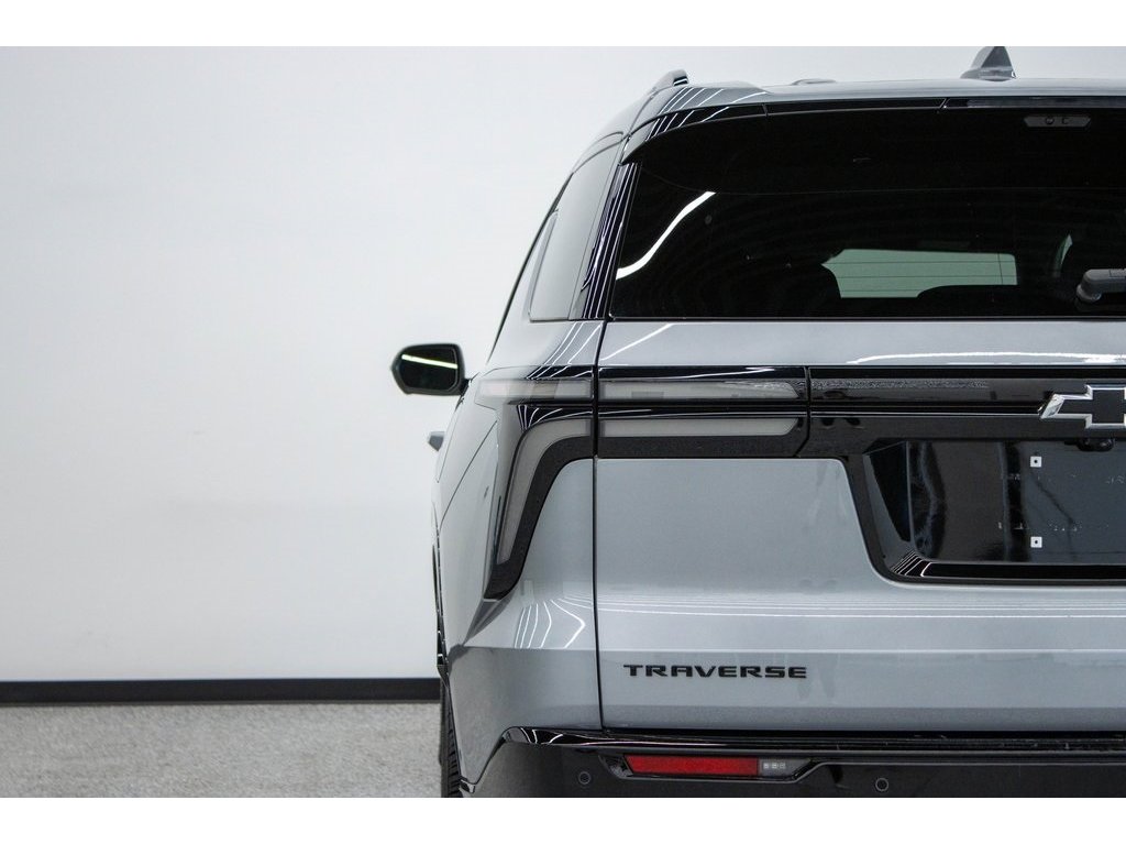 2024 Chevrolet Traverse RS photo 3