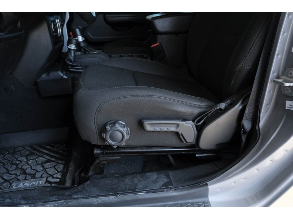 2018 Jeep Wrangler Unlimited Sport S photo 10