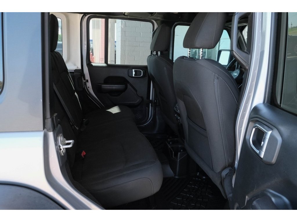 2018 Jeep Wrangler Unlimited Sport S photo 19