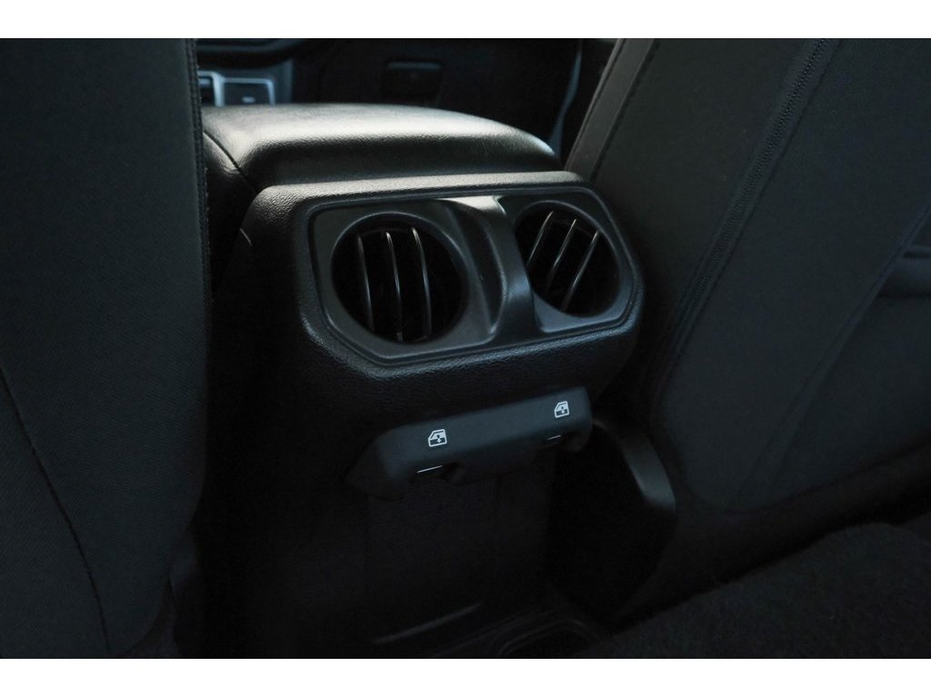 2018 Jeep Wrangler Unlimited Sport S photo 21