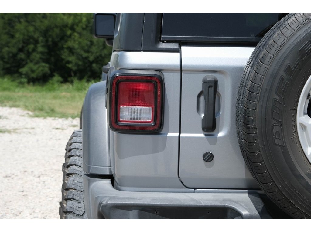 2018 Jeep Wrangler Unlimited Sport S photo 25