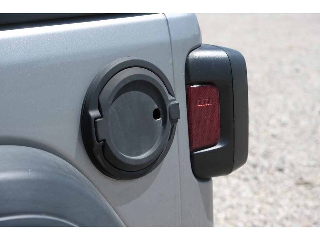2018 Jeep Wrangler Unlimited Sport S photo 28