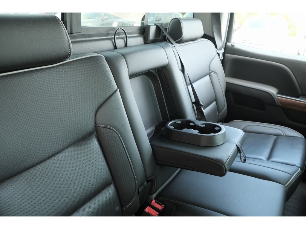 2018 Chevrolet Silverado 1500 High Country photo 31