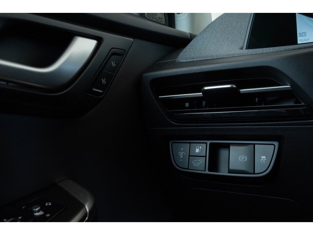 2024 Kia EV6 Wind photo 3