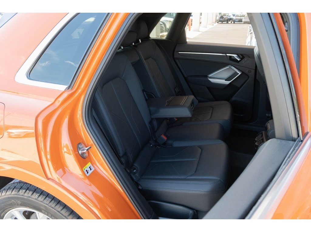 2024 Audi Q3 Premium S line photo 9