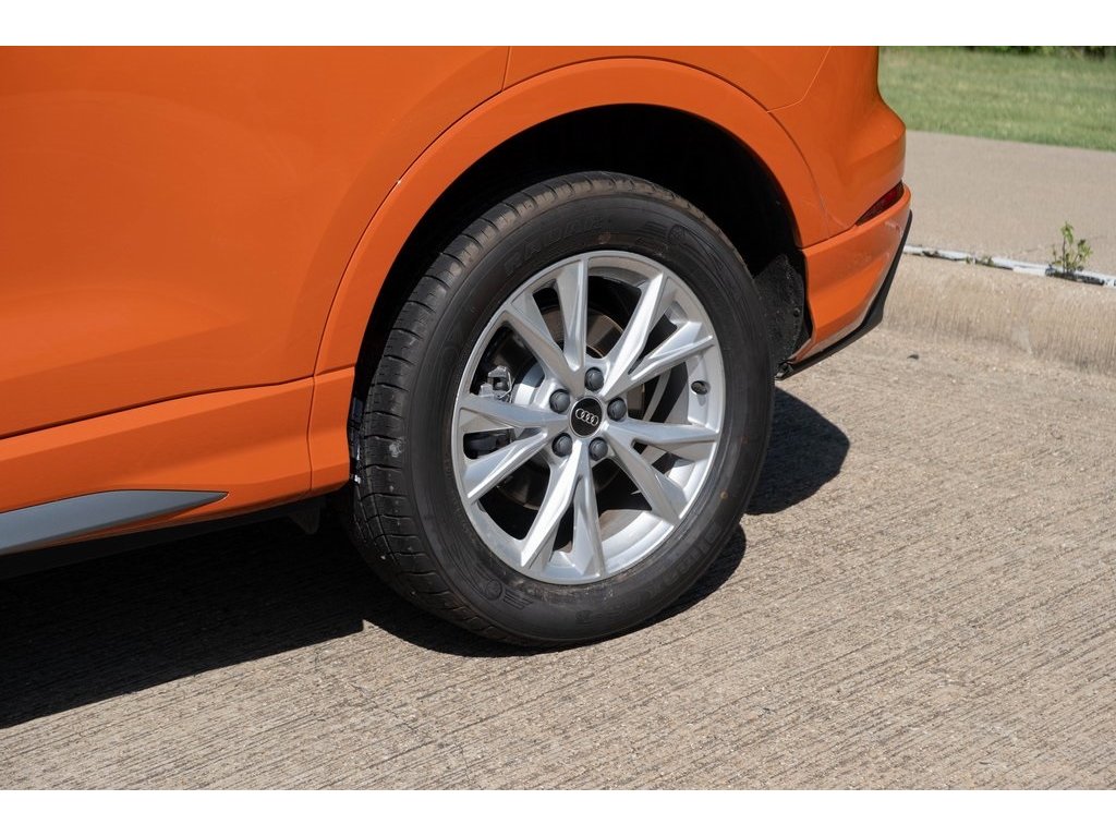 2024 Audi Q3 Premium S line photo 17