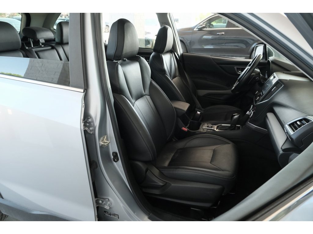 2022 Subaru Forester Limited photo 14