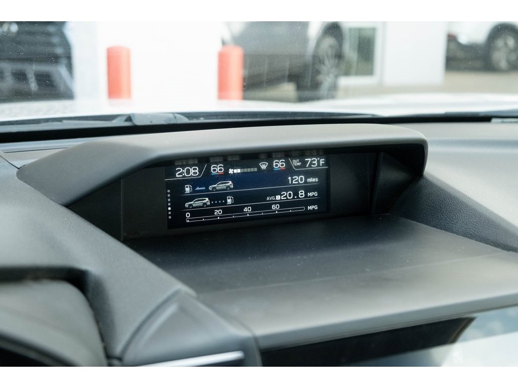 2022 Subaru Forester Limited photo 19