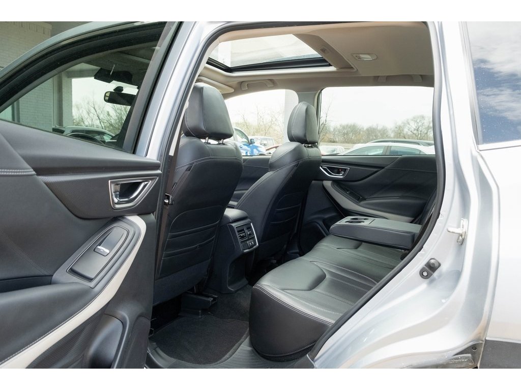 2022 Subaru Forester Limited photo 23