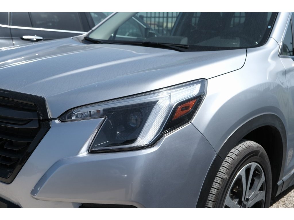 2022 Subaru Forester Limited photo 30
