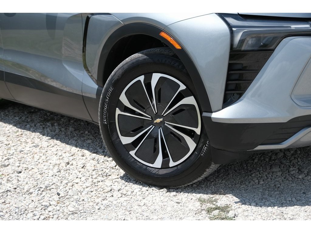 2024 Chevrolet Blazer EV photo 32