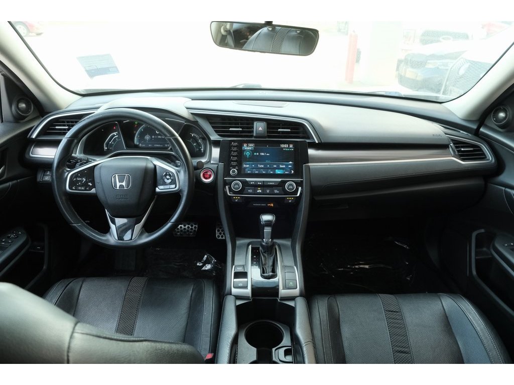 2020 Honda Civic Touring photo 3