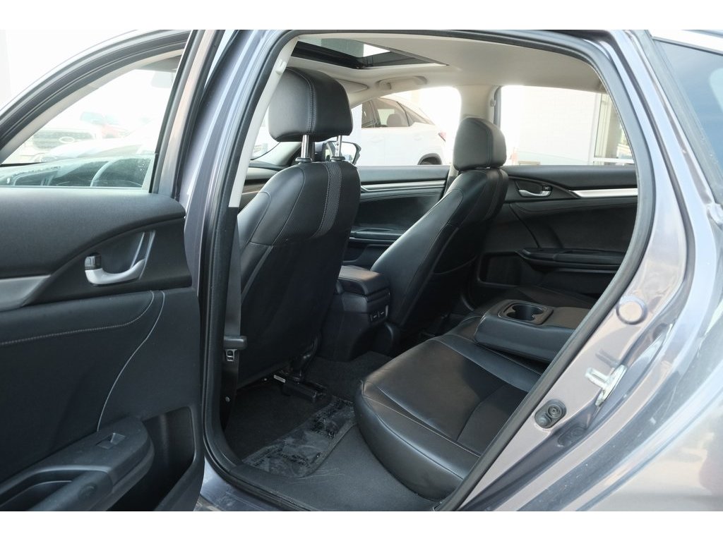 2020 Honda Civic Touring photo 22