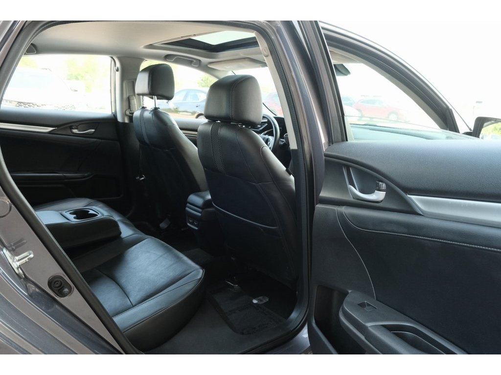 2020 Honda Civic Touring photo 24