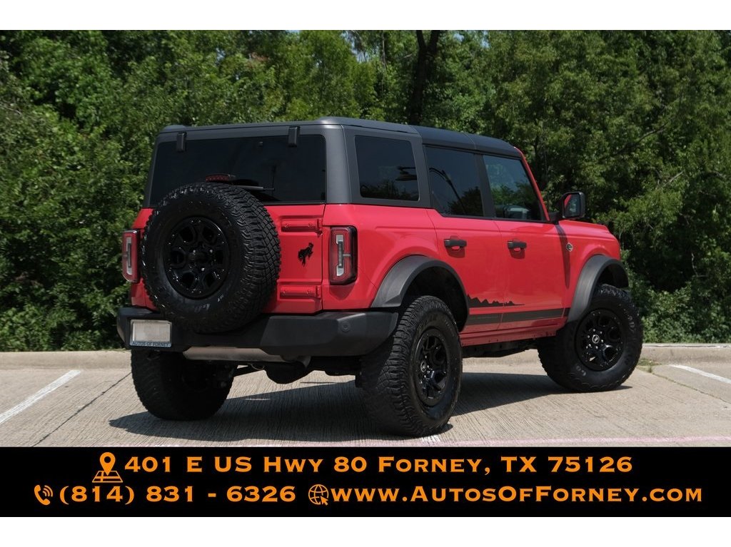 2023 Ford Bronco Wildtrak photo 2